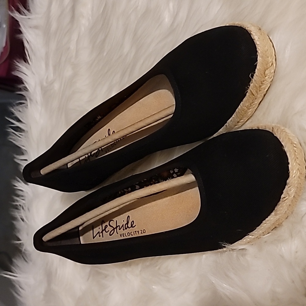 212) LifeStride Karma Espadrille Slip-on Wedges Black Canvas size 8M